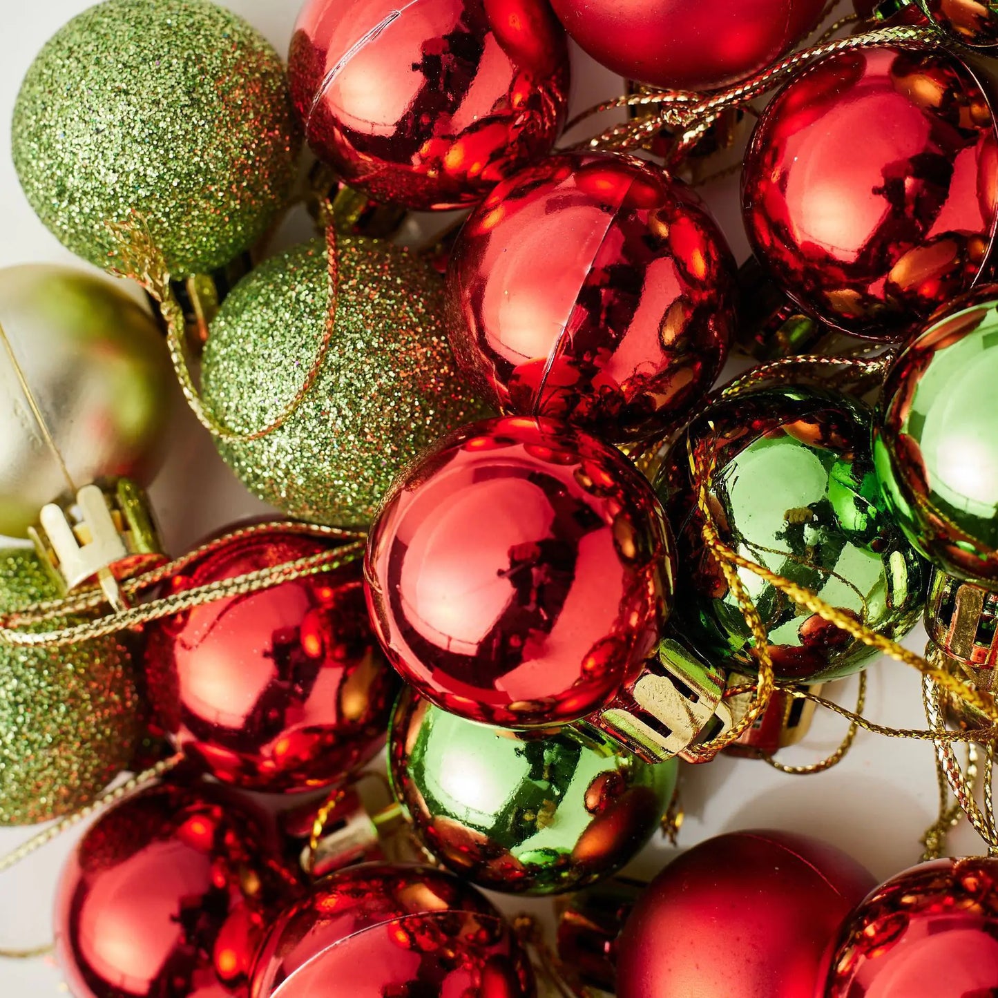 3cm Mini Christmas Ball Decoration Set (Shiny Hollow)